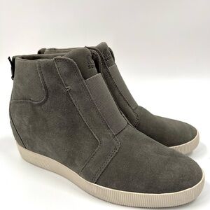 SOREL Out N About Gray Suede Wedge Waterproof Sneaker Boot Size 10 $140